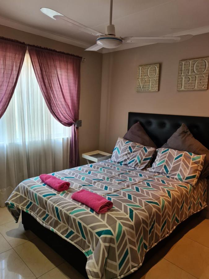 Durban Beach Getaway - Summersands, Inverter For Load Shedding, Free Wifi & Free Parking Luaran gambar
